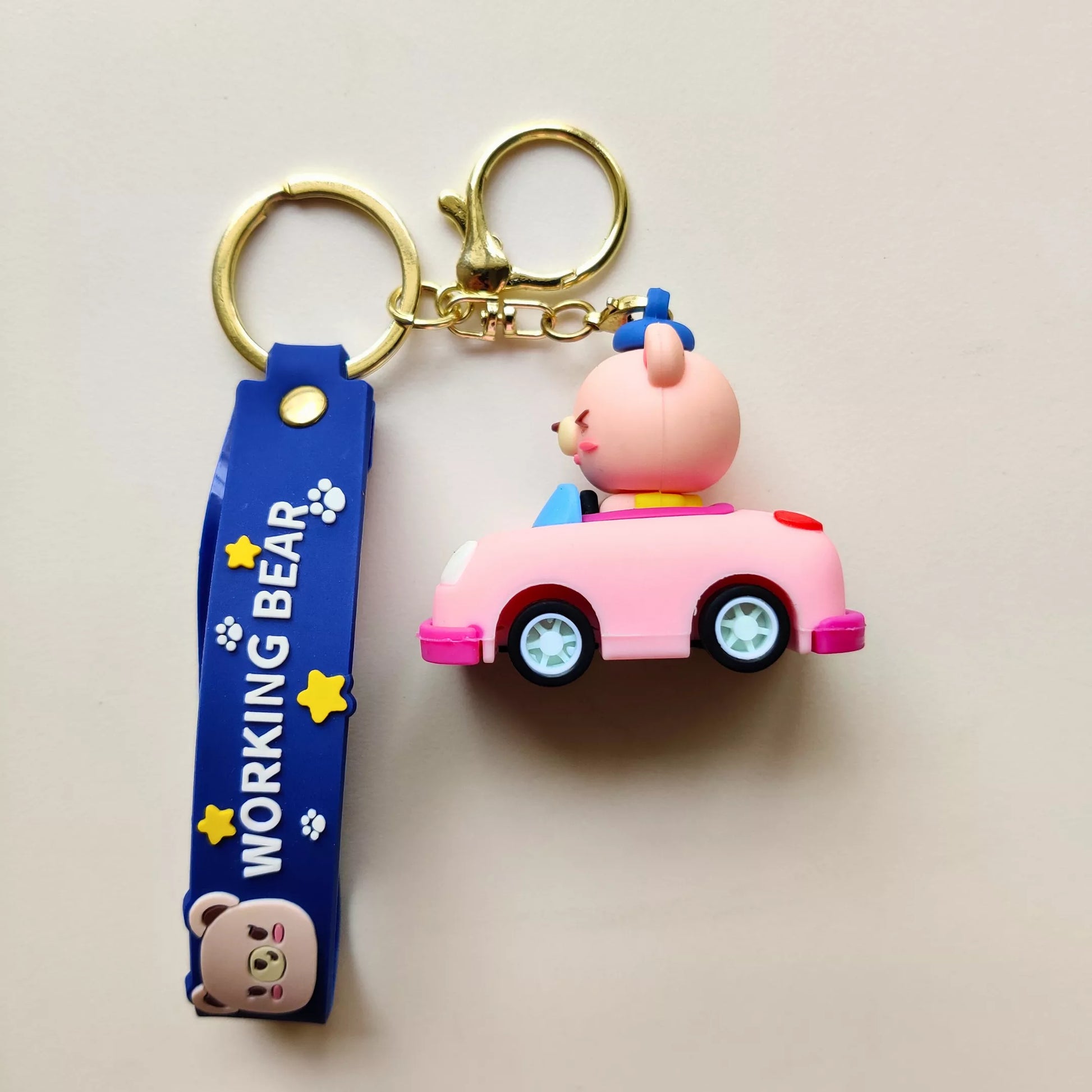 cute-bear-on-car-keychain