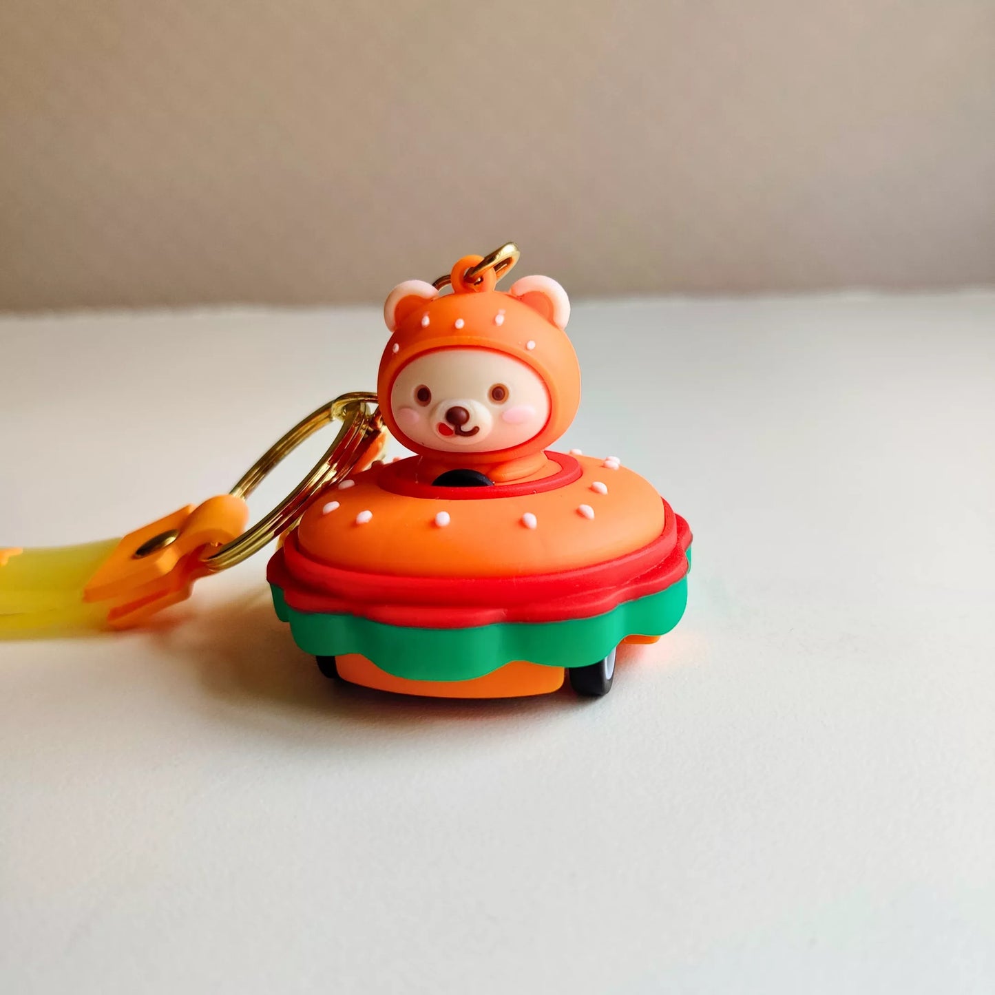 cute-bear-on-burger-car-keychain